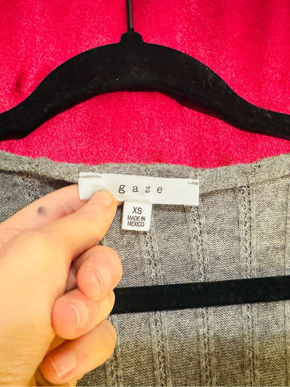 👑 Size Xsmall gaze Light Gray Ribbed Tie-Front Crop Top - Picture 3 of 10